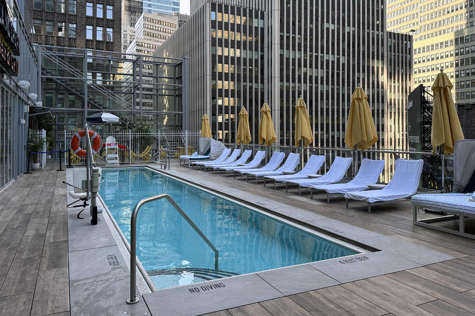 Margaritaville resort times square pool